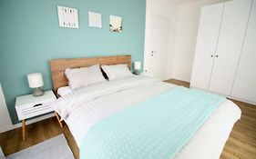 Residences By Zec